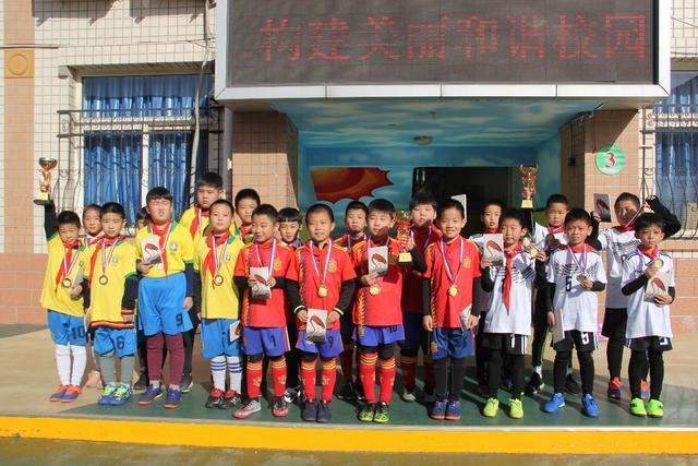 比尔回归快船：2年1320万，第2年球员选项