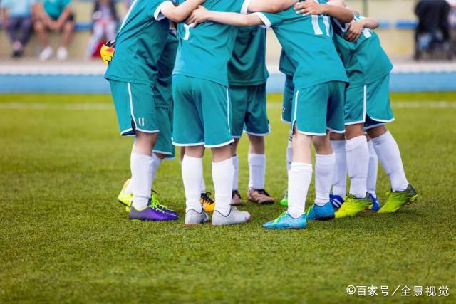 罗伯逊评选最佳五人制阵容，热刺仅一人入选