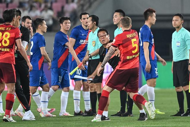 阿尔瓦雷斯情绪低落 不训练不进食 马竞欲促成转会至阿森纳