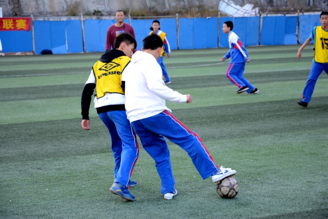 韦世豪事件揭示中国足球规则不统一的问题
